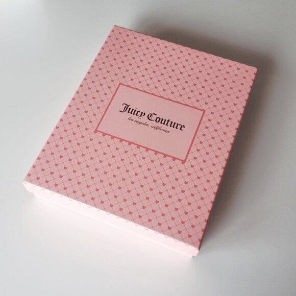 NWT / NIB Juicy Couture black knit hat & scarf boxed set - Picture 4 of 4